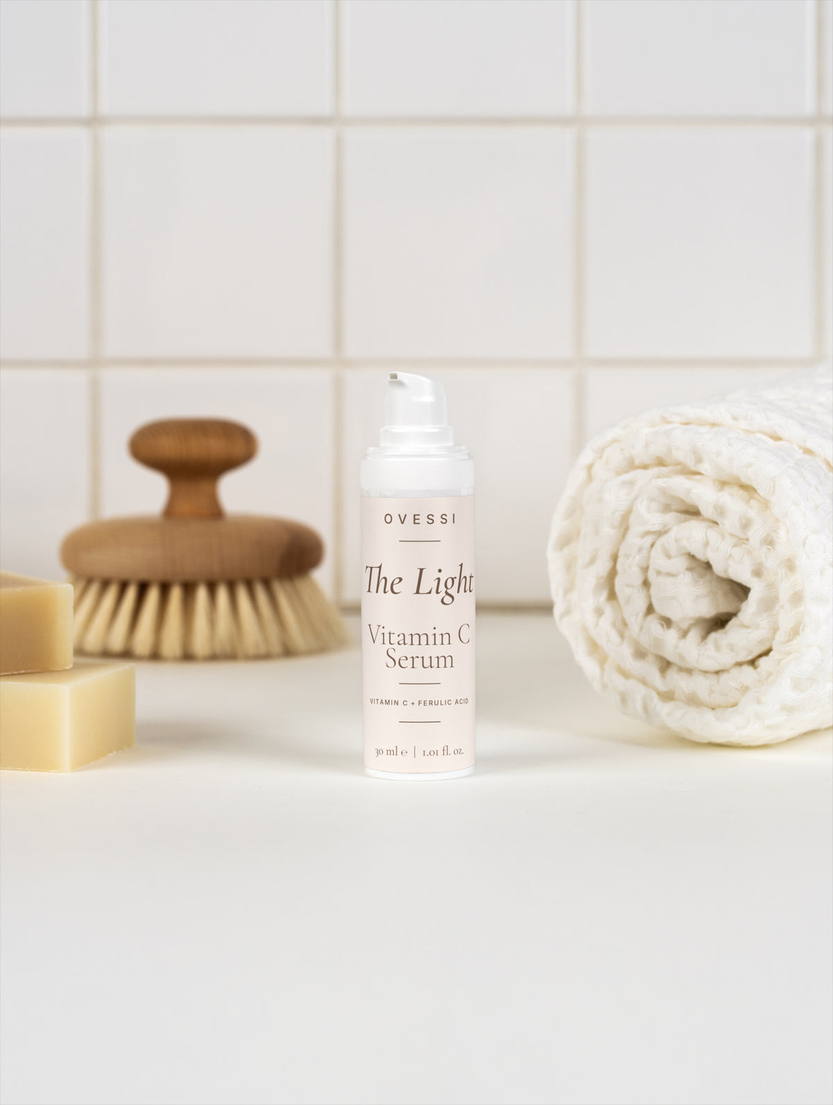 The Light : Vitamin C Glow Serum