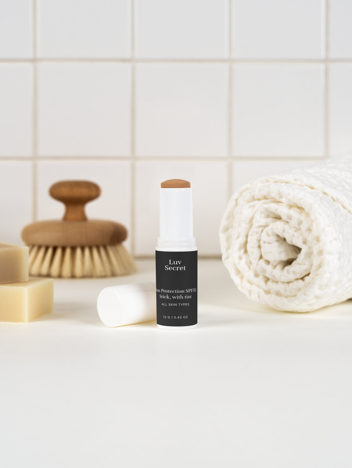 The Tint : SPF50 Tinted Sun Stick