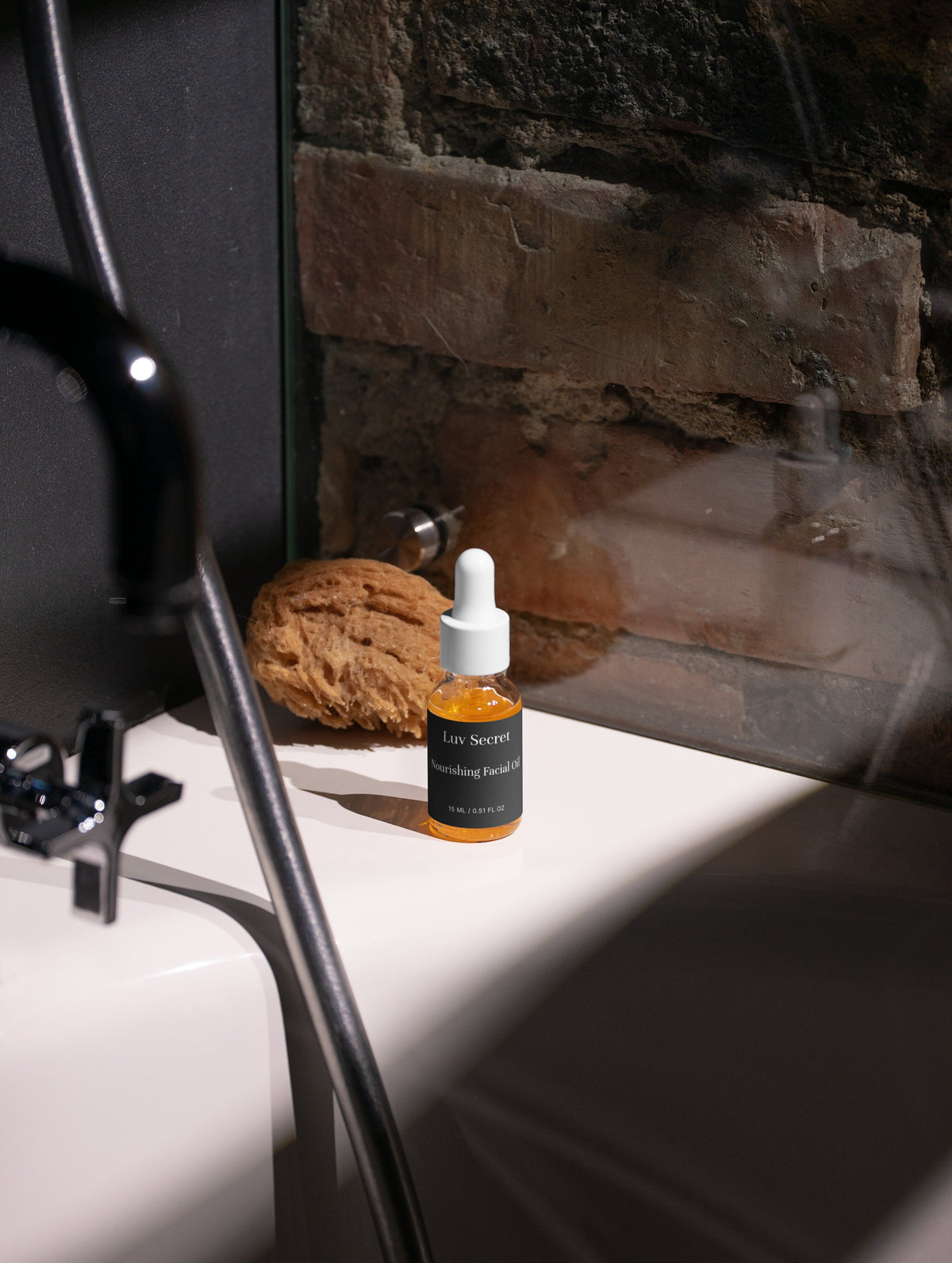The Nectar : Eleven-Oil Nourishing Facial Oil