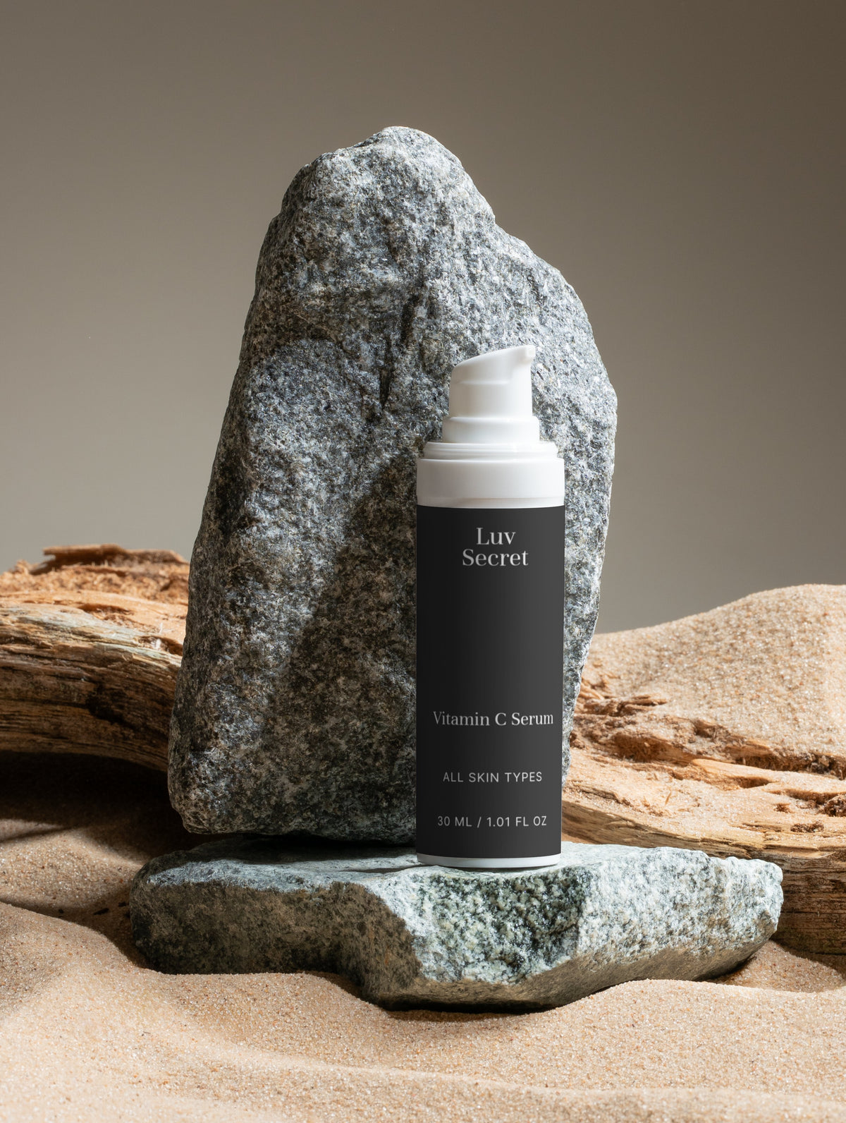 The Light : Vitamin C Glow Serum