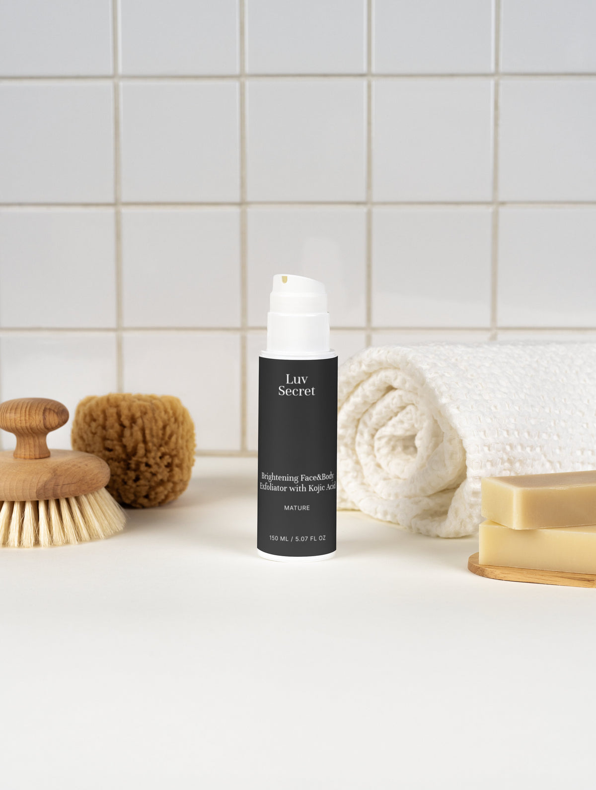 The Polish : Resurfacing Kojic Exfoliator