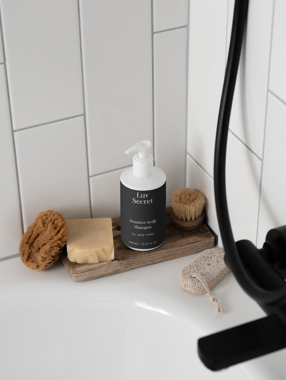 The Tender : Sensitive Scalp Shampoo