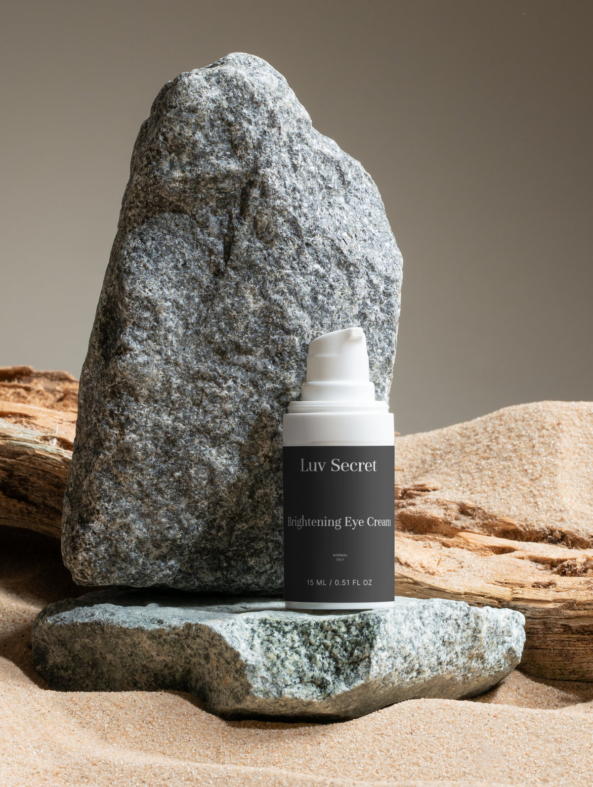 The Wake : Brightening Eye Cream