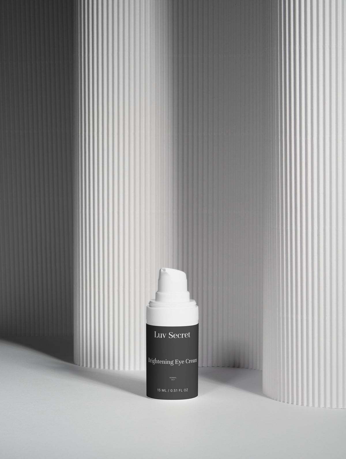 The Wake : Brightening Eye Cream